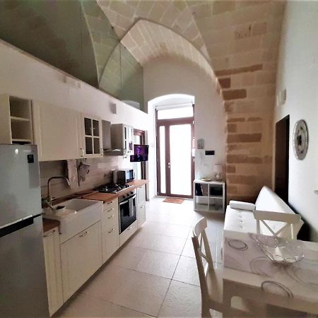 Casa Mima: Locazione Turistica Nel Centro Storico Apartment Brindisi Exterior foto