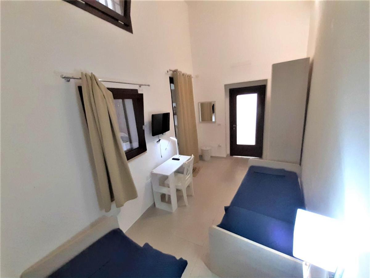 Casa Mima: Locazione Turistica Nel Centro Storico Apartment Brindisi Exterior foto