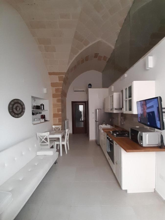 Casa Mima: Locazione Turistica Nel Centro Storico Apartment Brindisi Exterior foto