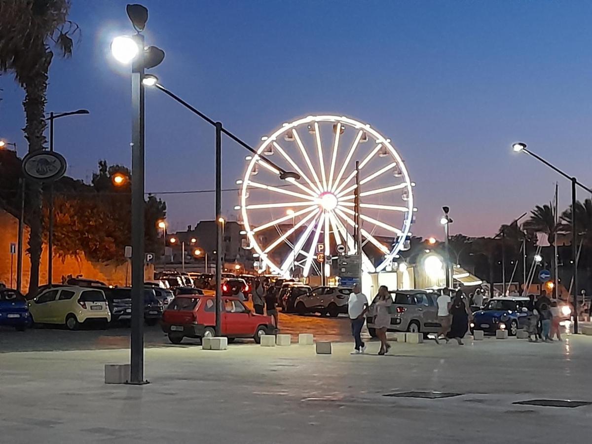 Casa Mima: Locazione Turistica Nel Centro Storico Apartment Brindisi Exterior foto